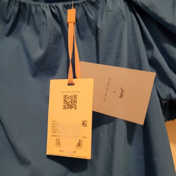 NWT- Alex Marie Blue Puff Sleeve Women's Top - Picture 5 of 8